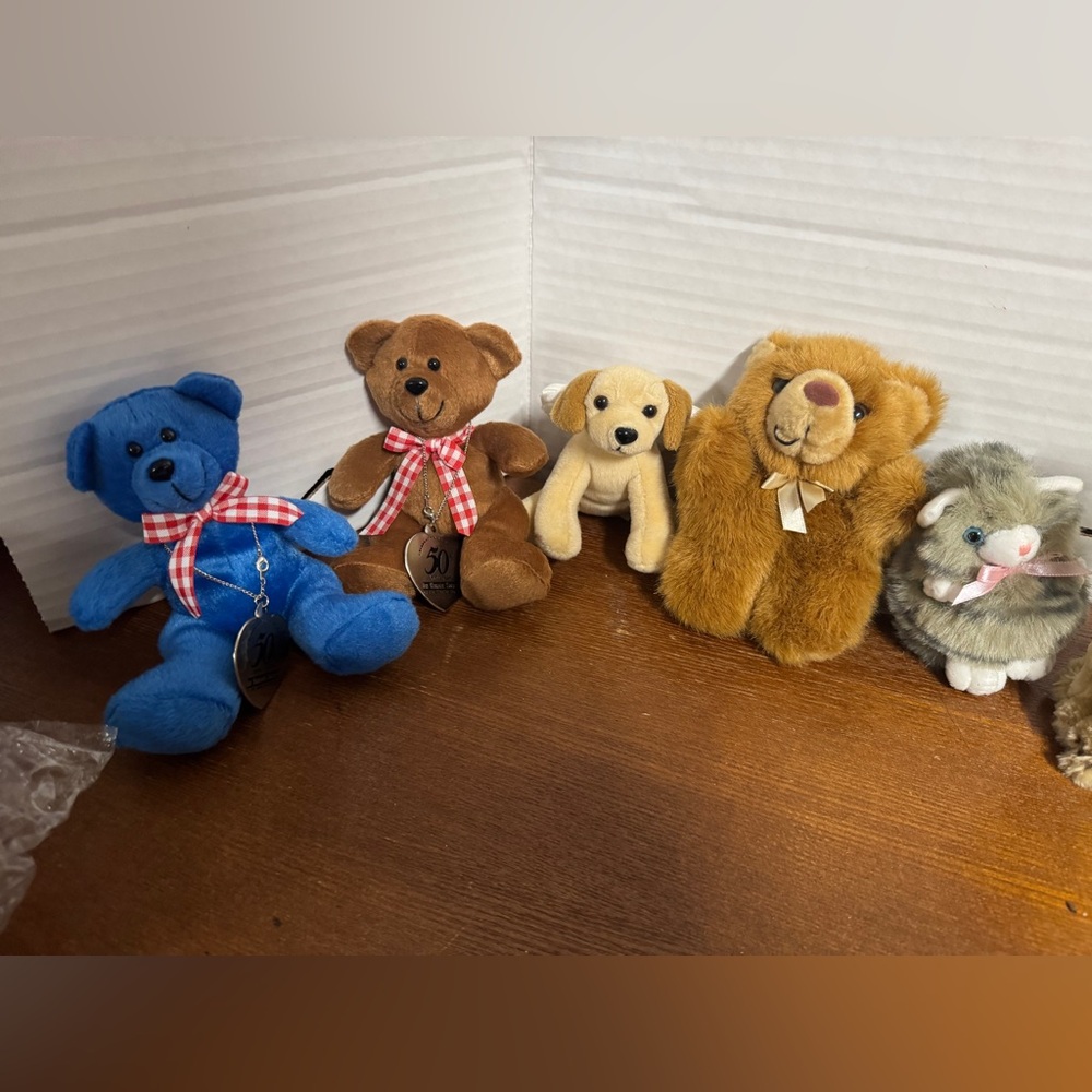 Plush Toy Set with Red and Brown Bears